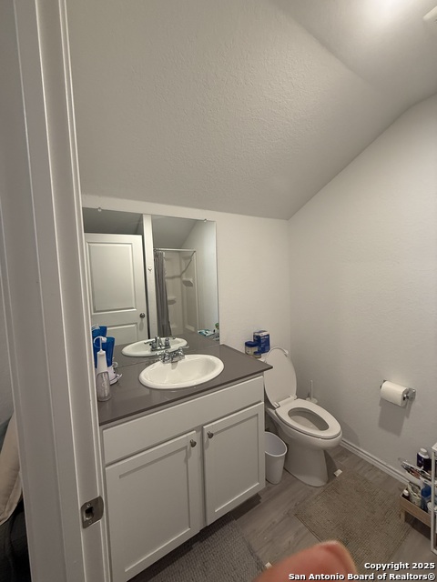 Image 19 of 22 For 7161 Elm Cv