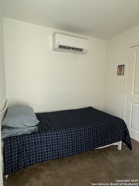 Image 9 of 22 For 7161 Elm Cv