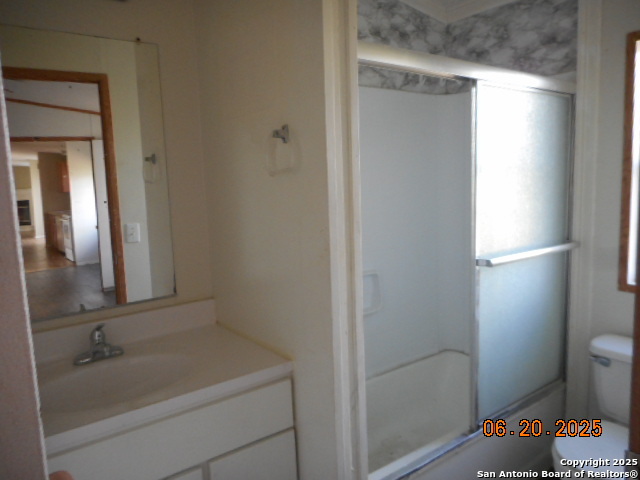 Image 15 of 16 For 165 Crestfield Dr.
