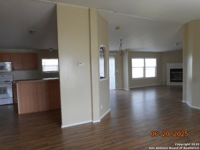 Image 2 of 16 For 165 Crestfield Dr.