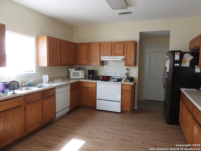 Image 11 of 33 For 630 Leopard