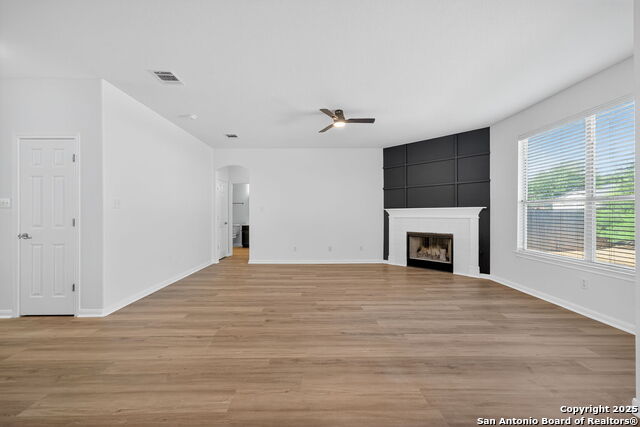 Listing photo id 0 for 8407 Western Way