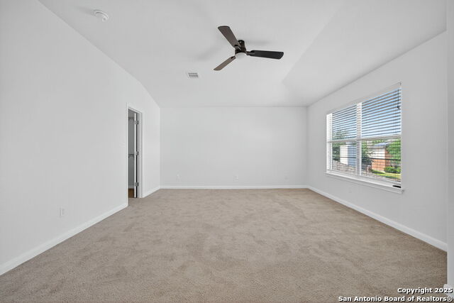 Listing photo id 18 for 8407 Western Way