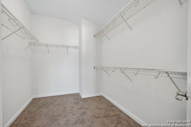 Listing photo id 21 for 8407 Western Way