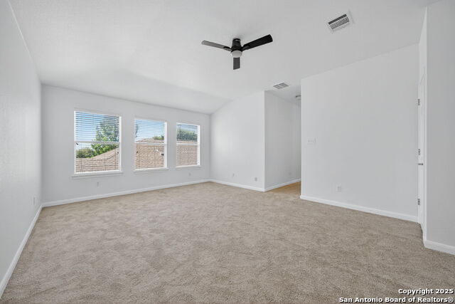 Listing photo id 26 for 8407 Western Way