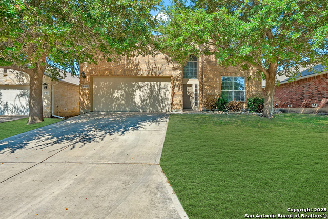 Listing photo id 2 for 8407 Western Way