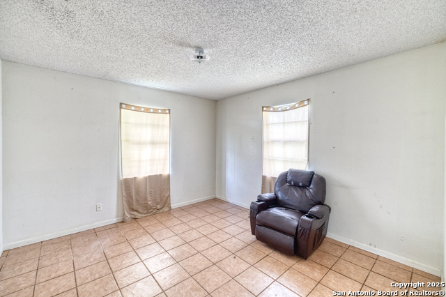 Image 10 of 19 For 254 Prairie St