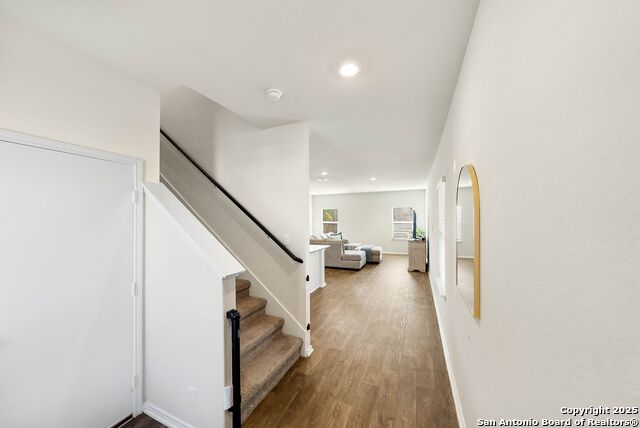 Image 14 of 47 For 6220 Sunhigh Dr.