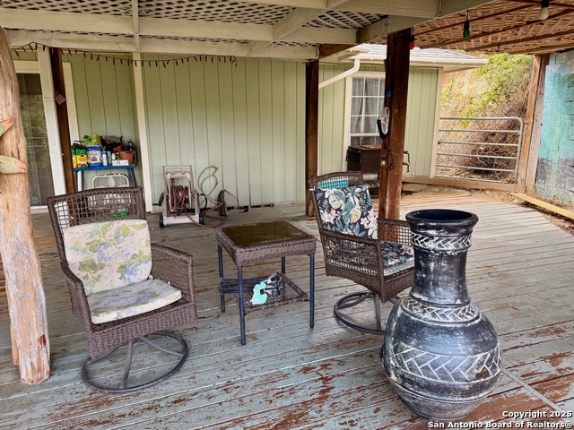 Image 20 of 29 For 541 Deer Creek E