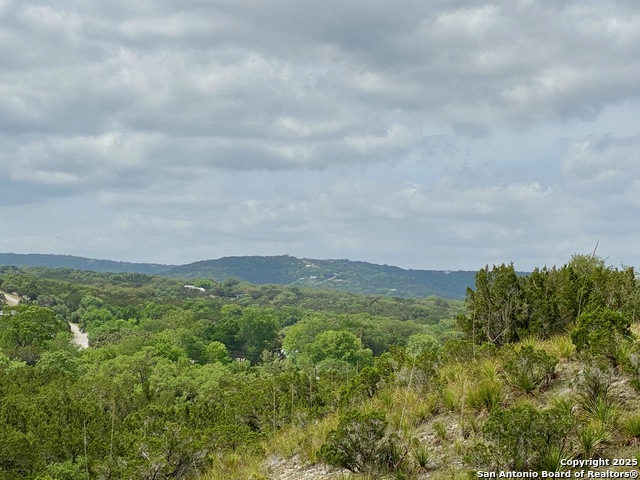 Image 23 of 29 For 541 Deer Creek E