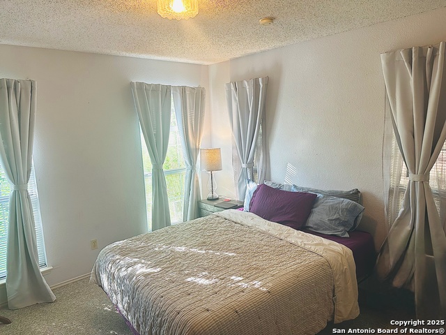 Image 9 of 29 For 541 Deer Creek E