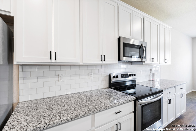 Image 12 of 27 For 19916 Doc Holiday