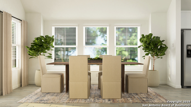 Listing photo id 3 for 5779 Musquiz Ridge