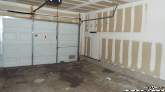Image 17 of 36 For 9427 Anderson Way