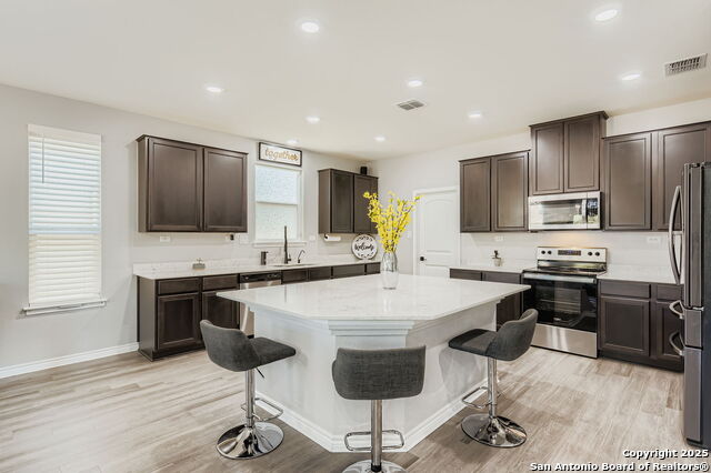 Image 11 of 29 For 7923 Bonsai Bay