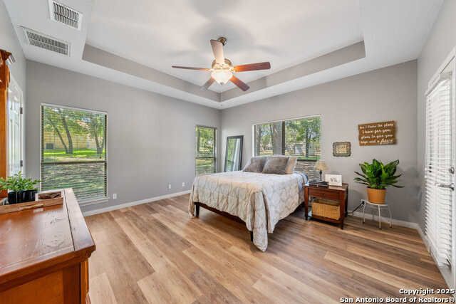 Listing photo id 16 for 105 Legacy Oaks