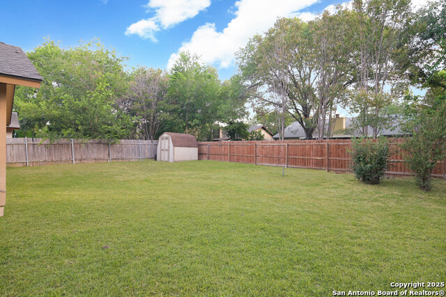 Listing photo id 20 for 2851 Burning Rock