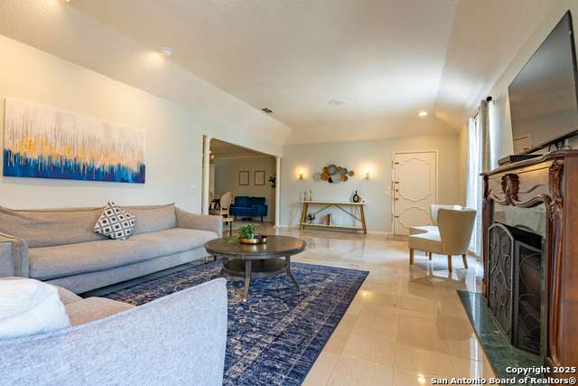 Image 4 of 41 For 8033 New Braunfels Ave N 500c