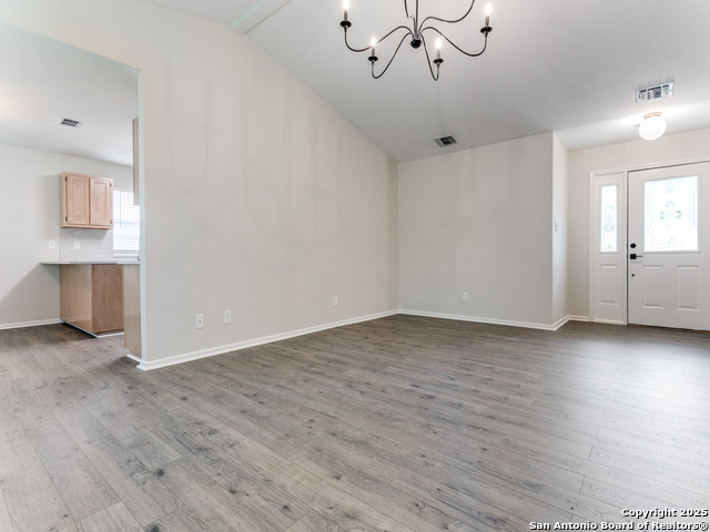 Image 8 of 23 For 101 Saddle Club Cir