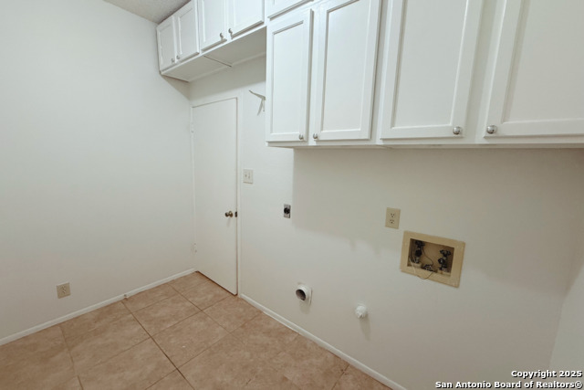 Image 18 of 23 For 14218 Fairwayhill