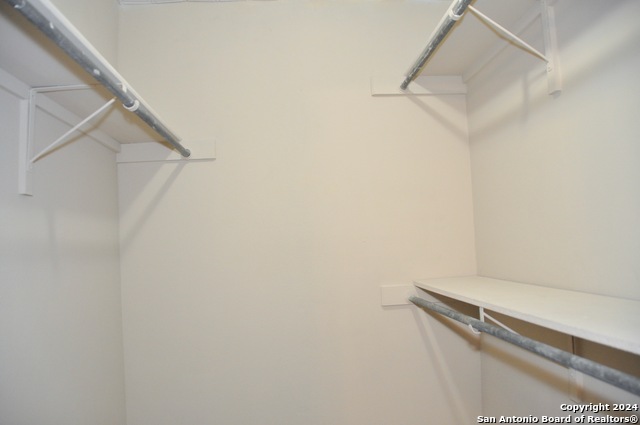 Image 17 of 20 For 11843 Braesview  1012