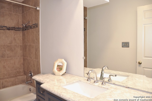 Image 7 of 20 For 11843 Braesview  1012