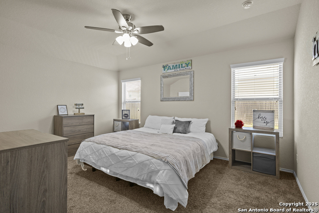 Listing photo id 11 for 128 Field Ridge