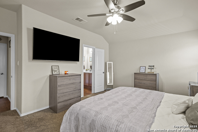 Listing photo id 12 for 128 Field Ridge