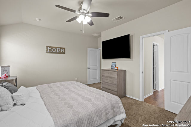 Listing photo id 13 for 128 Field Ridge