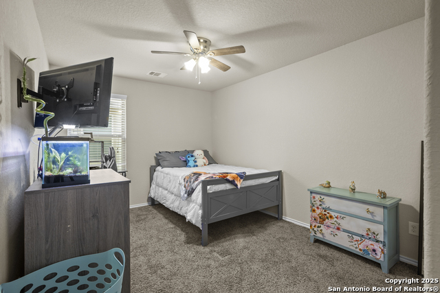 Listing photo id 17 for 128 Field Ridge