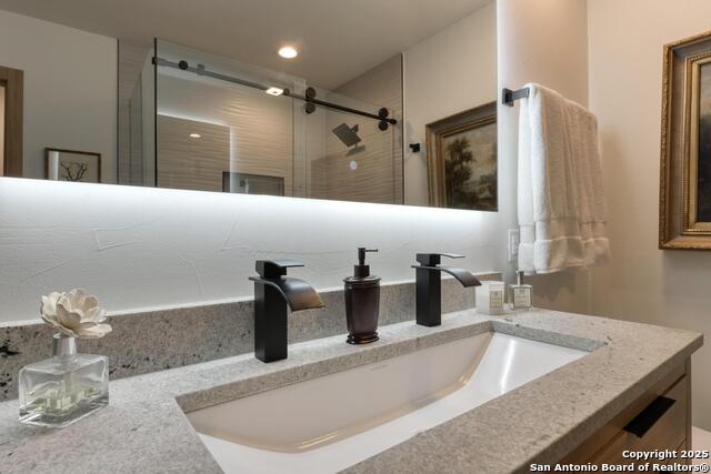 Image 19 of 38 For 531 Brightwood Pl