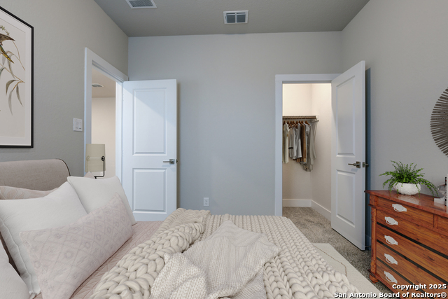 Listing photo id 26 for 8851 Oakland Rd Bldg 31