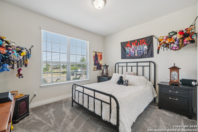 Listing photo id 12 for 2215 Zachry