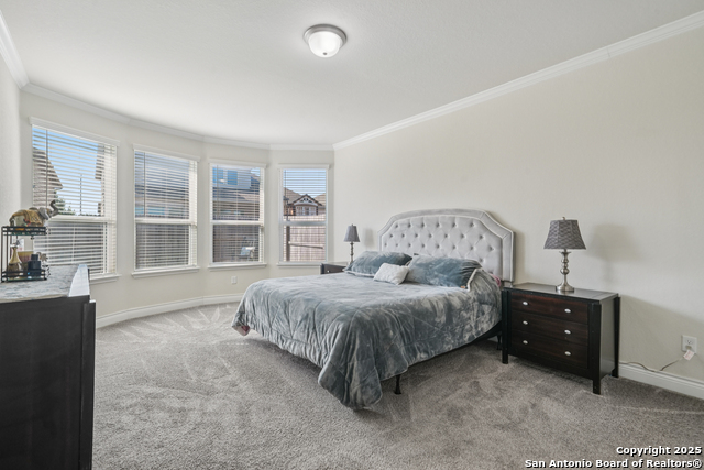 Listing photo id 14 for 2215 Zachry