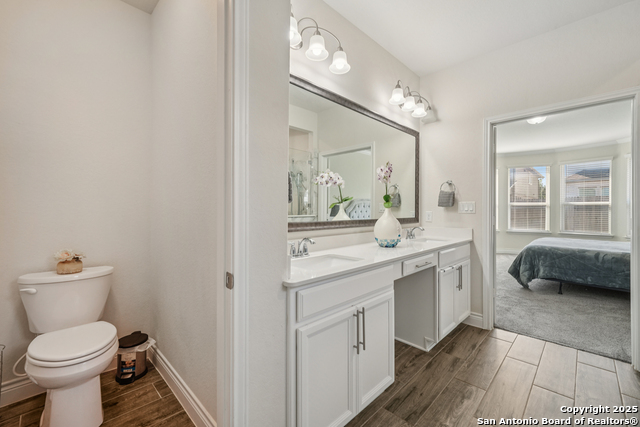 Listing photo id 18 for 2215 Zachry