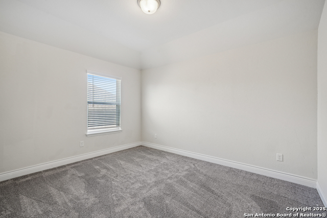 Listing photo id 20 for 2215 Zachry