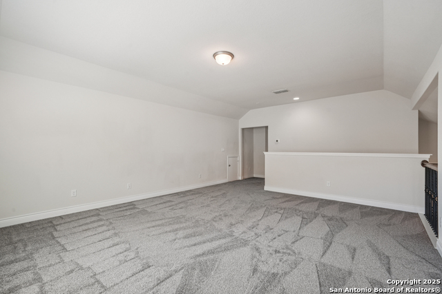 Listing photo id 22 for 2215 Zachry