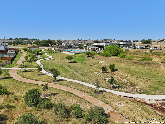 Listing photo id 30 for 2215 Zachry