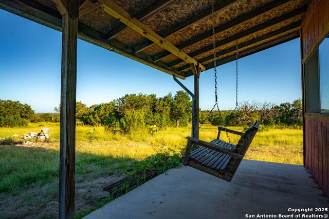 Listing photo id 18 for 116 U.s. Highway 83