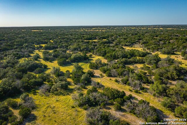 Listing photo id 24 for 116 U.s. Highway 83