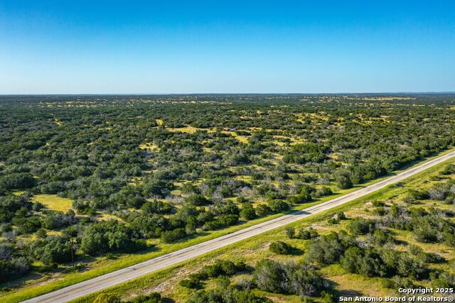 Listing photo id 25 for 116 U.s. Highway 83