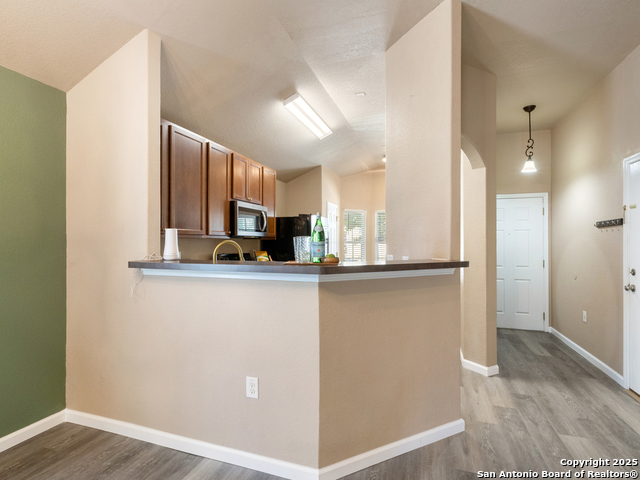 Listing photo id 9 for 2206 Mission Vista