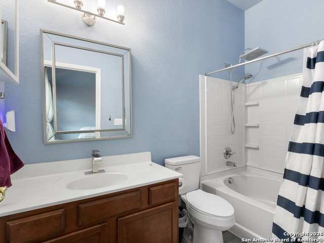 Listing photo id 17 for 2206 Mission Vista