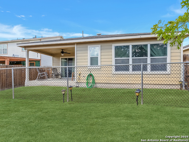 Listing photo id 25 for 2206 Mission Vista