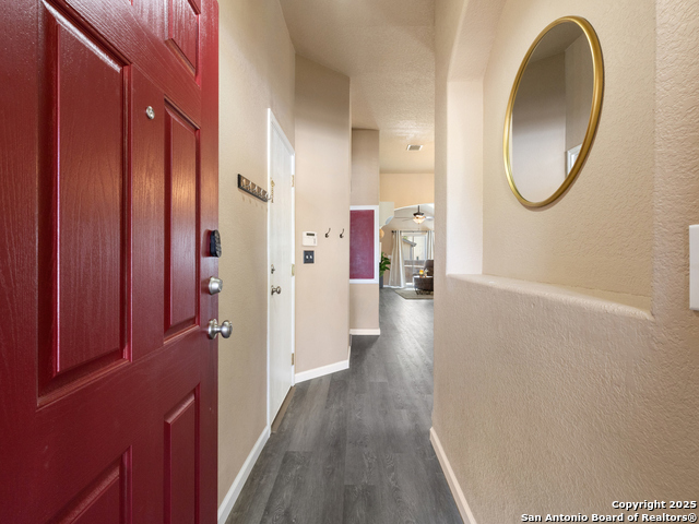 Listing photo id 4 for 2206 Mission Vista