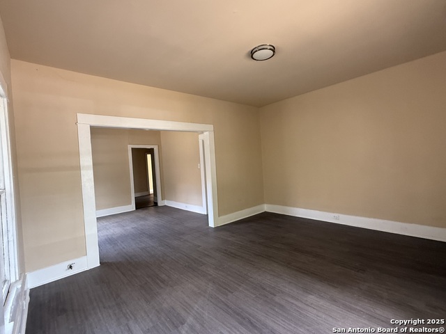 Image 12 of 13 For 1114 Brazos St. N