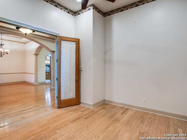 Image 16 of 30 For 20821 Wahl  