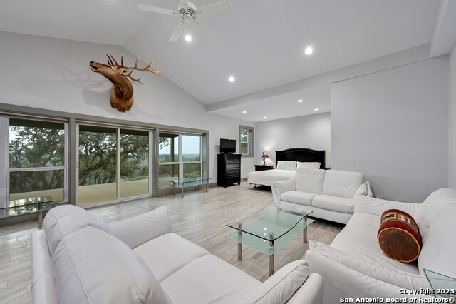 Listing photo id 30 for 1785 Backbone Ridge