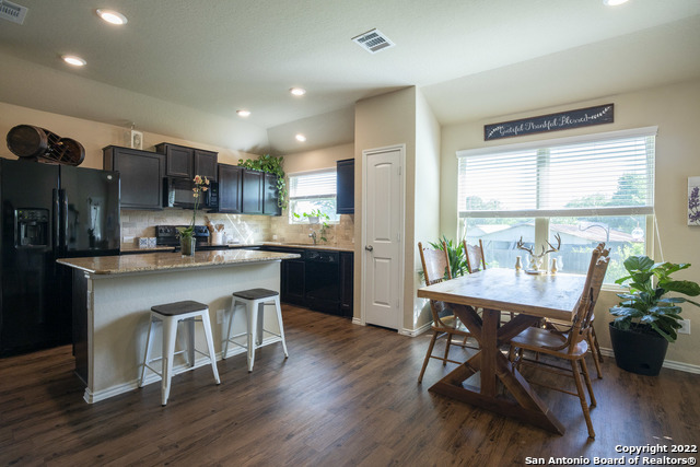 Image 14 of 35 For 2934 Meadow Ridge