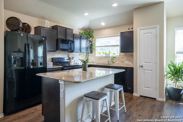 Image 20 of 35 For 2934 Meadow Ridge